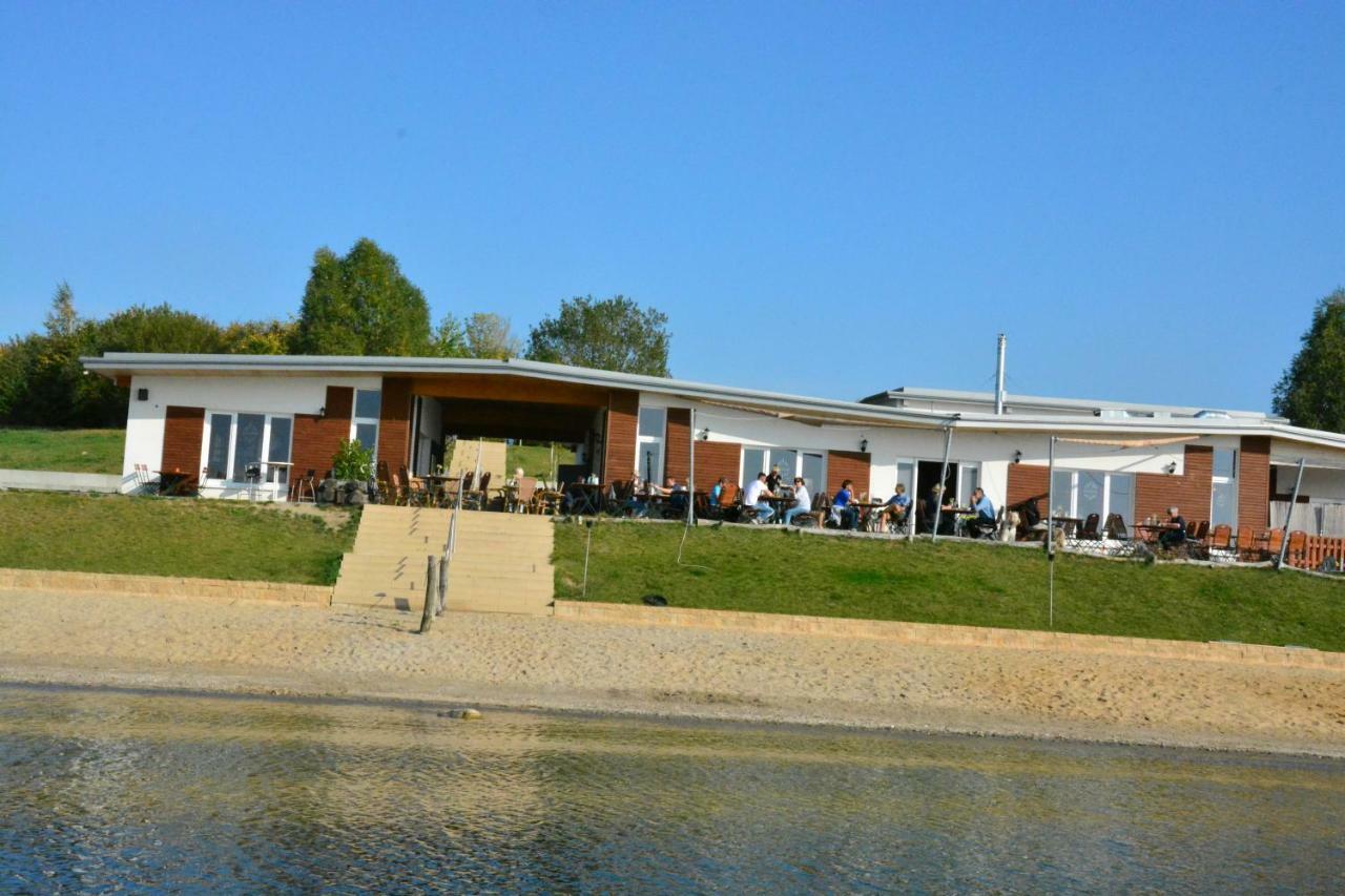 All-On-Sea Camp & Sport Resort Leipzig Am Schladitzer See Rackwitz Esterno foto